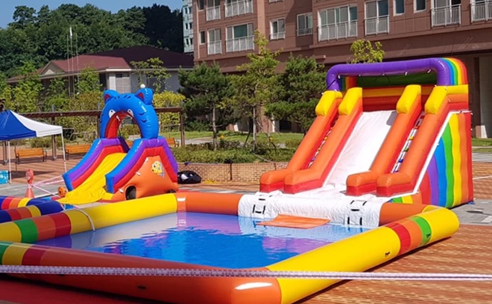 무지개 워터슬라이드