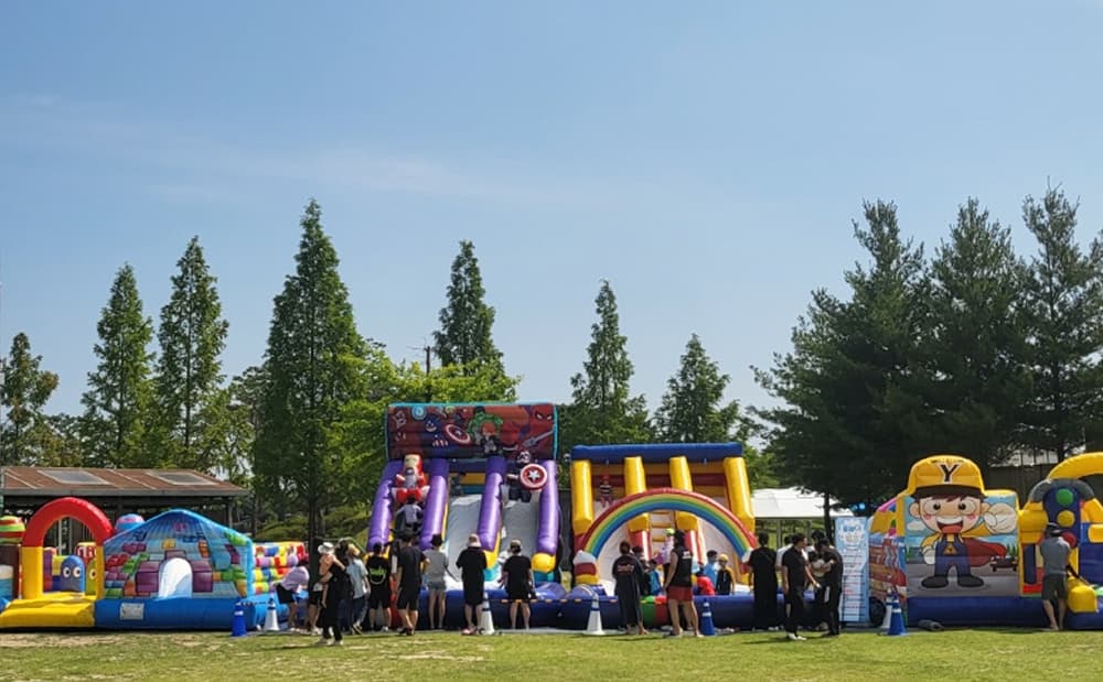 무지개 워터슬라이드