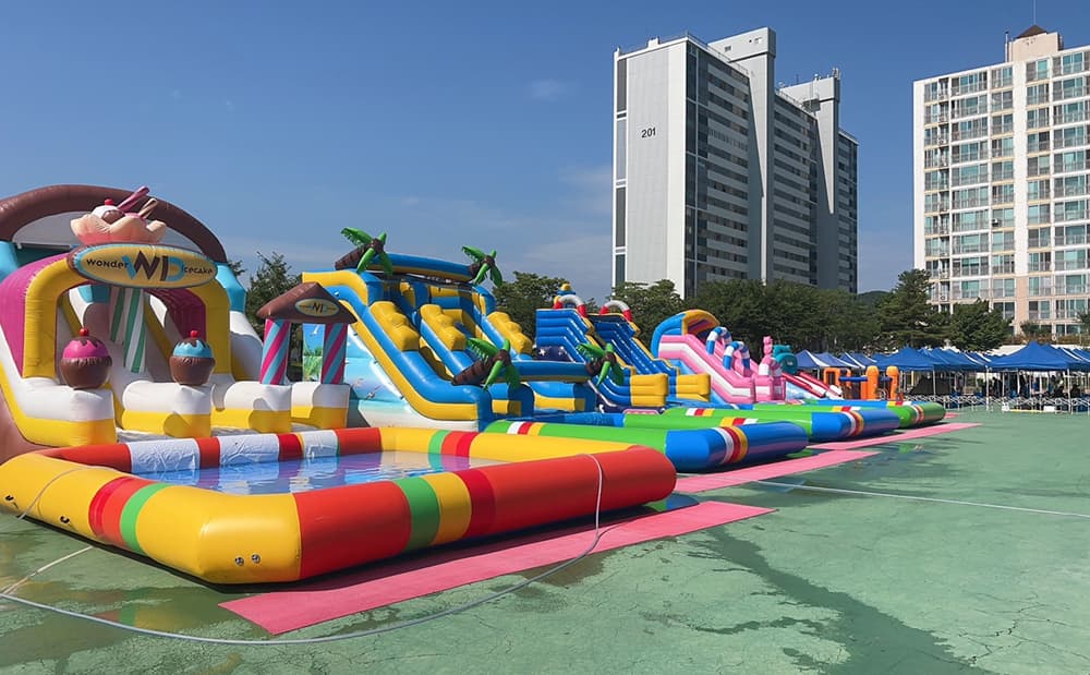 야자수 워터슬라이드