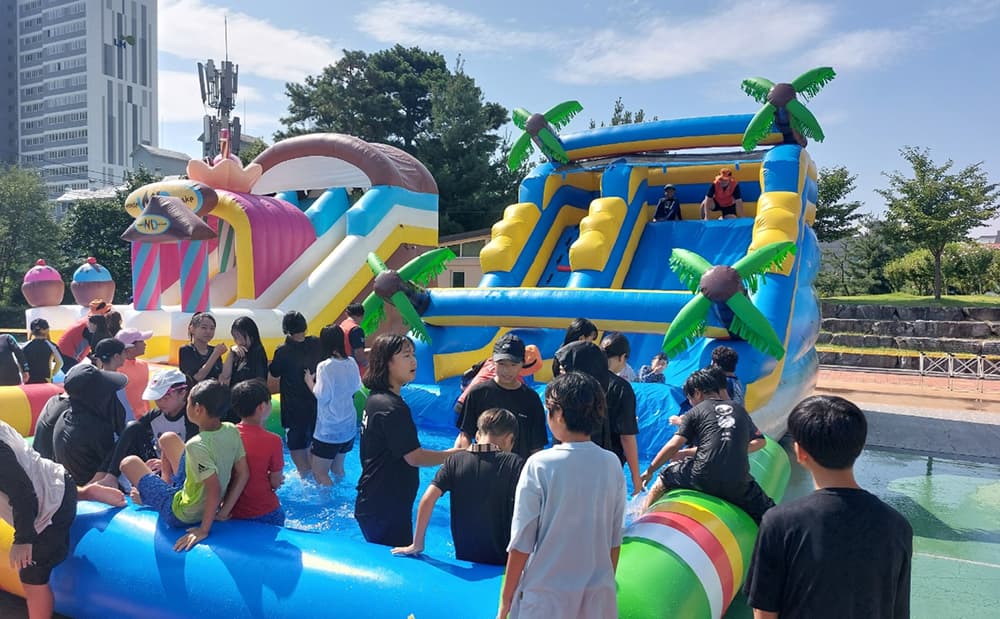 야자수 워터슬라이드